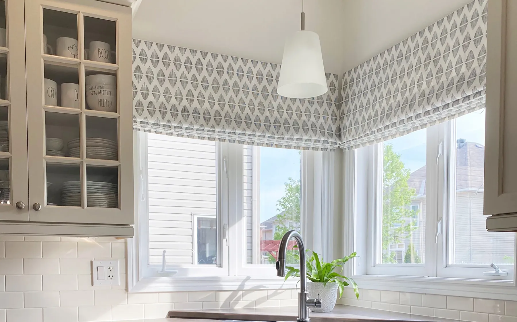 Effortless Charm: Transform Your Space with Relaxed Roman Shades
